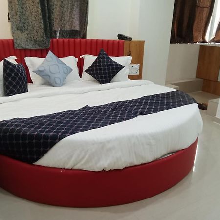Hotel Rk Villa Vadodara Dış mekan fotoğraf