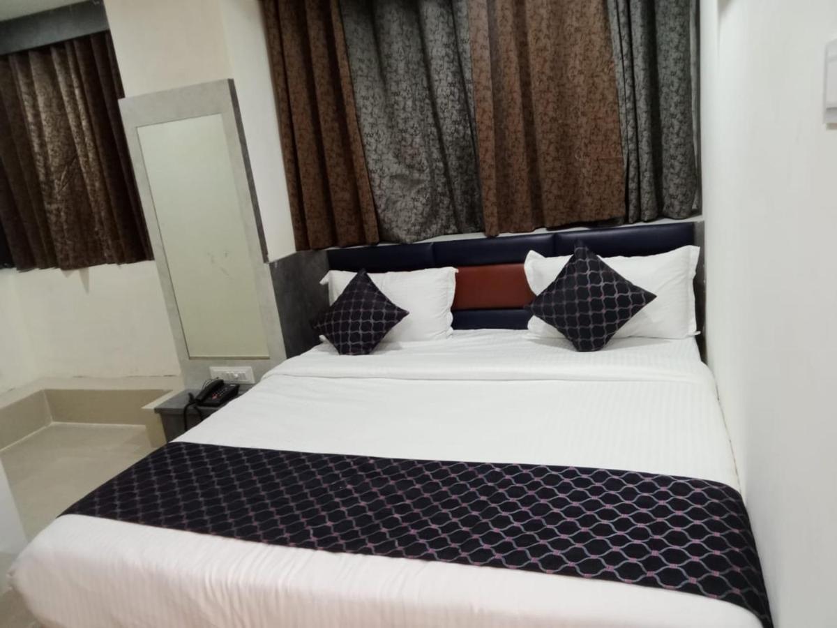 Hotel Rk Villa Vadodara Dış mekan fotoğraf