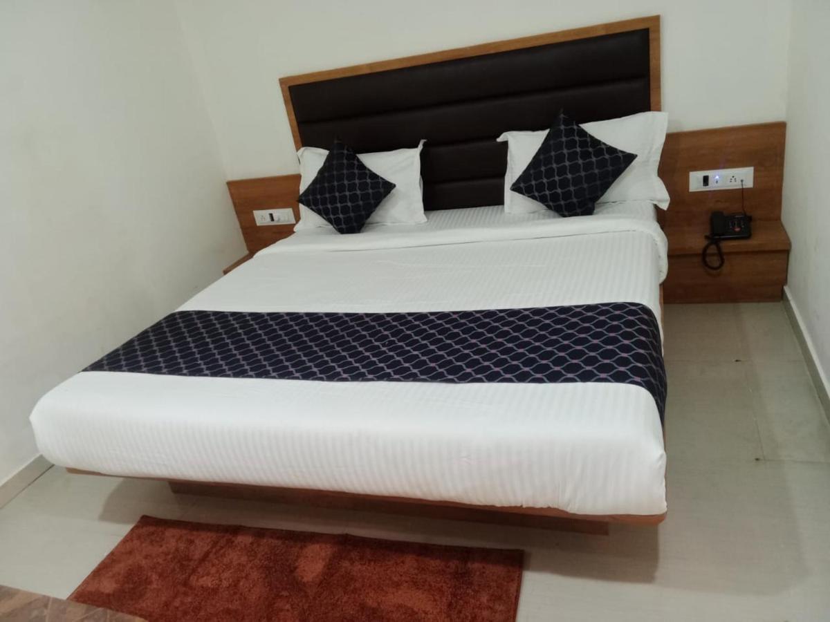Hotel Rk Villa Vadodara Dış mekan fotoğraf