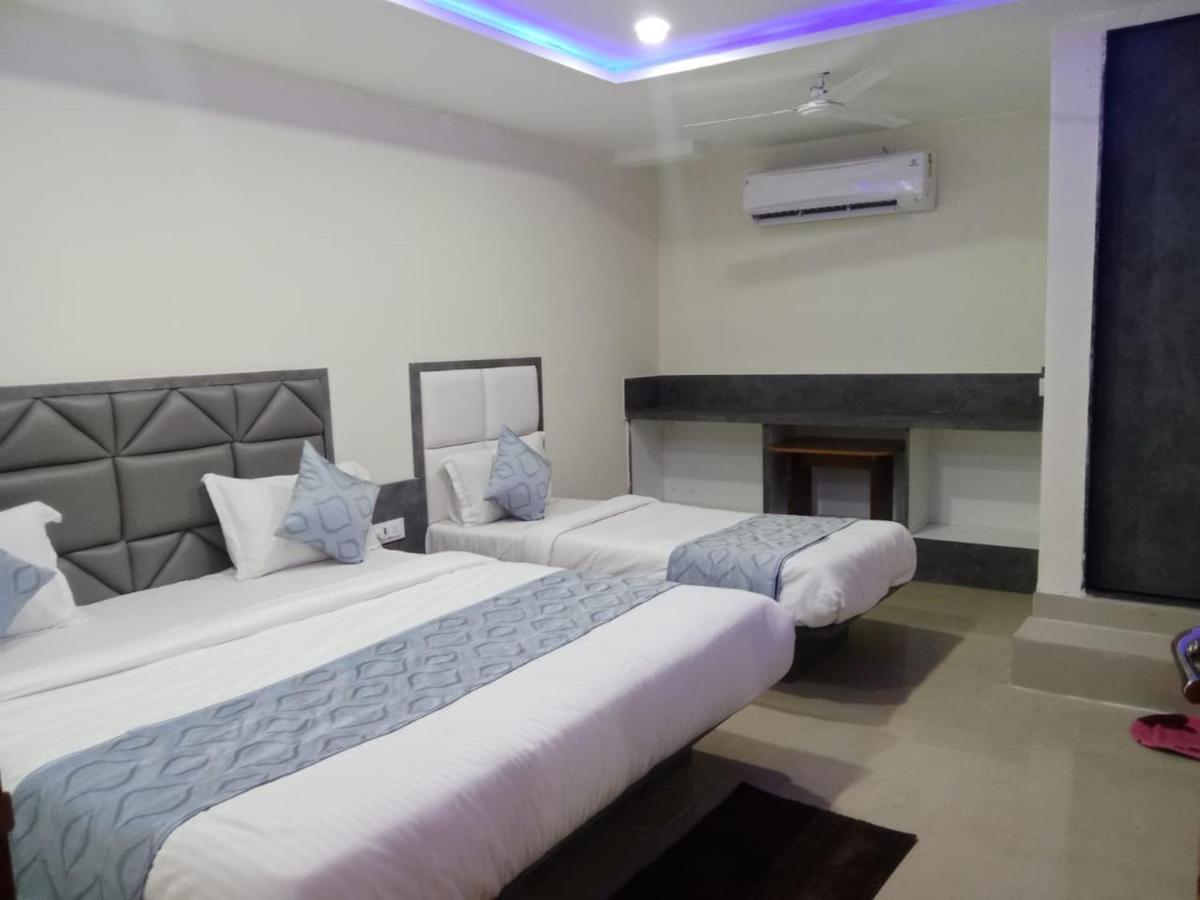 Hotel Rk Villa Vadodara Dış mekan fotoğraf