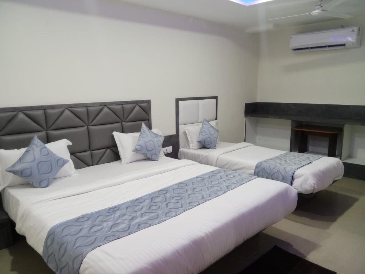 Hotel Rk Villa Vadodara Dış mekan fotoğraf