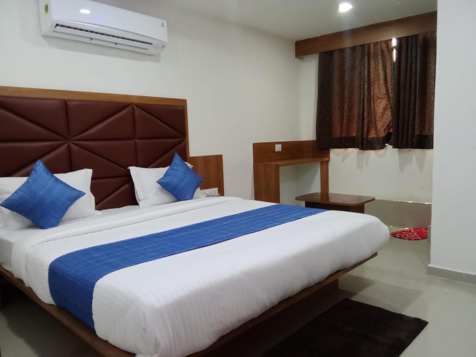 Hotel Rk Villa Vadodara Dış mekan fotoğraf
